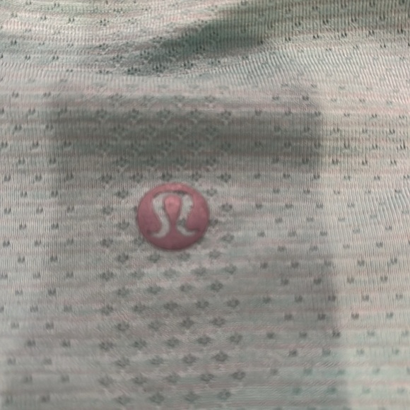 size 4 lululemon swiftly tech shirt sleeve shirt - Picture 3 of 4